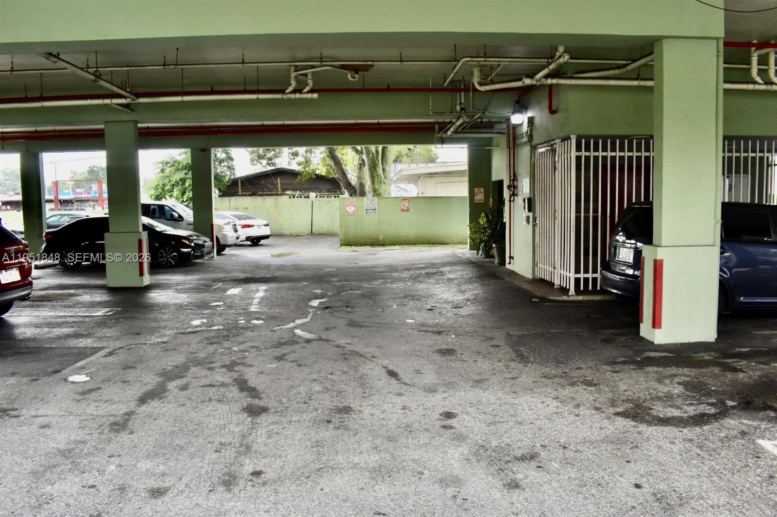 HIGHPOINT CONDO - Residential