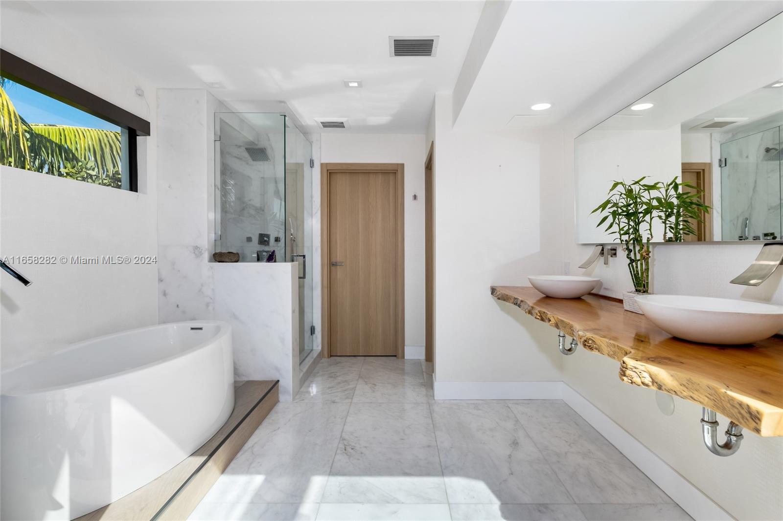 BISCAYNE POINT - Residential