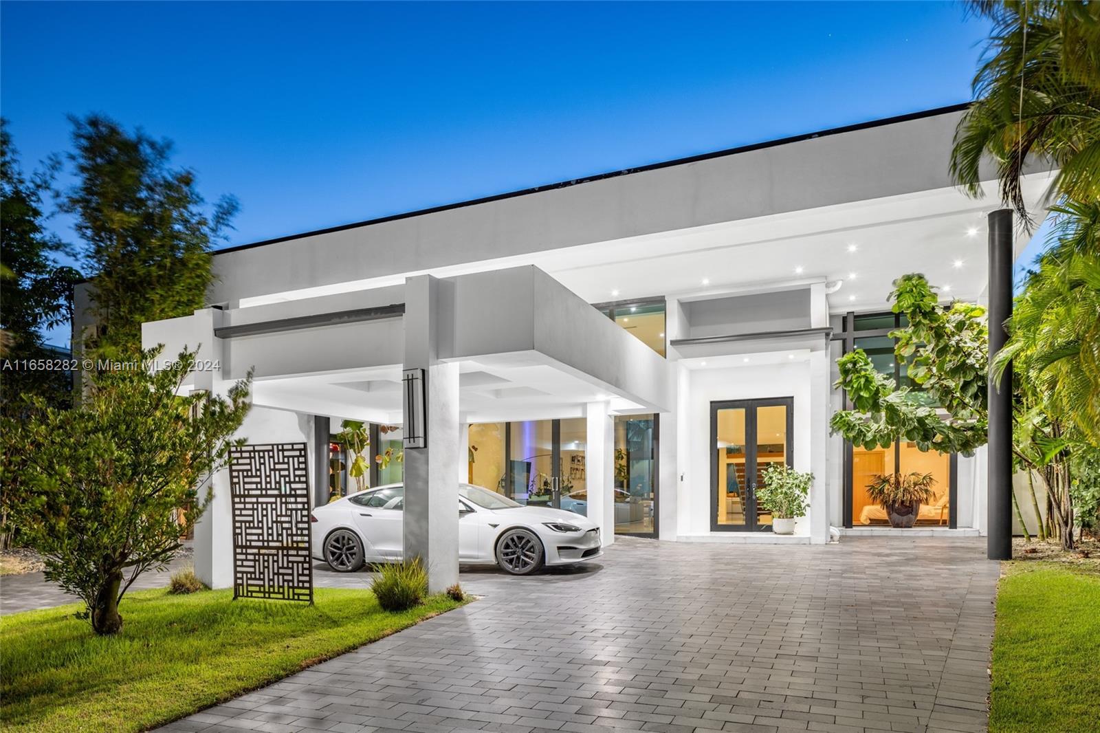 BISCAYNE POINT - Residential