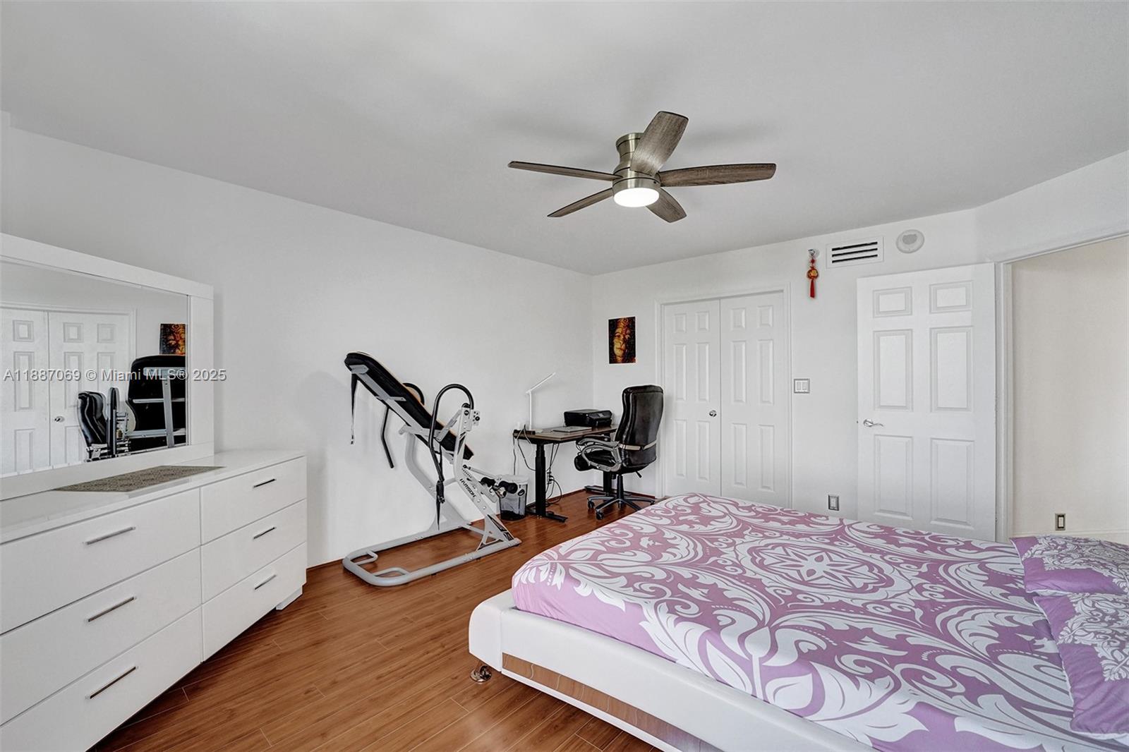MYSTIC POINTE TOWER 500 C - Residential