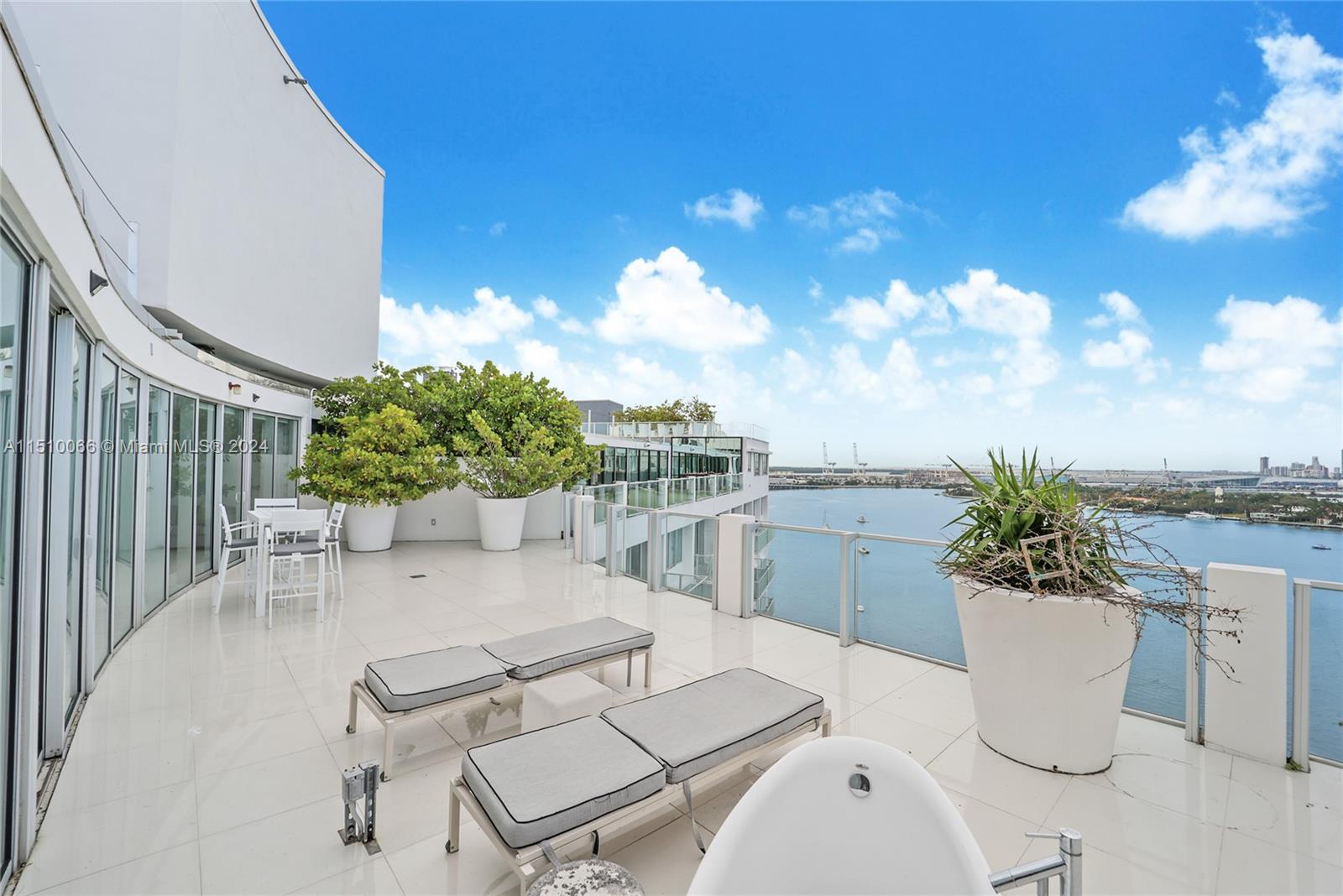 Property for Sale at 1100 West Ave Ts-4, Miami Beach, Miami-Dade County, Florida - Bedrooms: 2 
Bathrooms: 3  - $2,725,000
