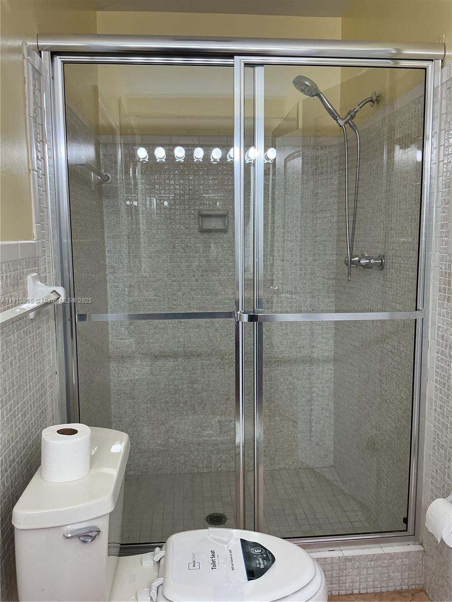 PLANTATION ESTATES SECTIO - Residential Lease