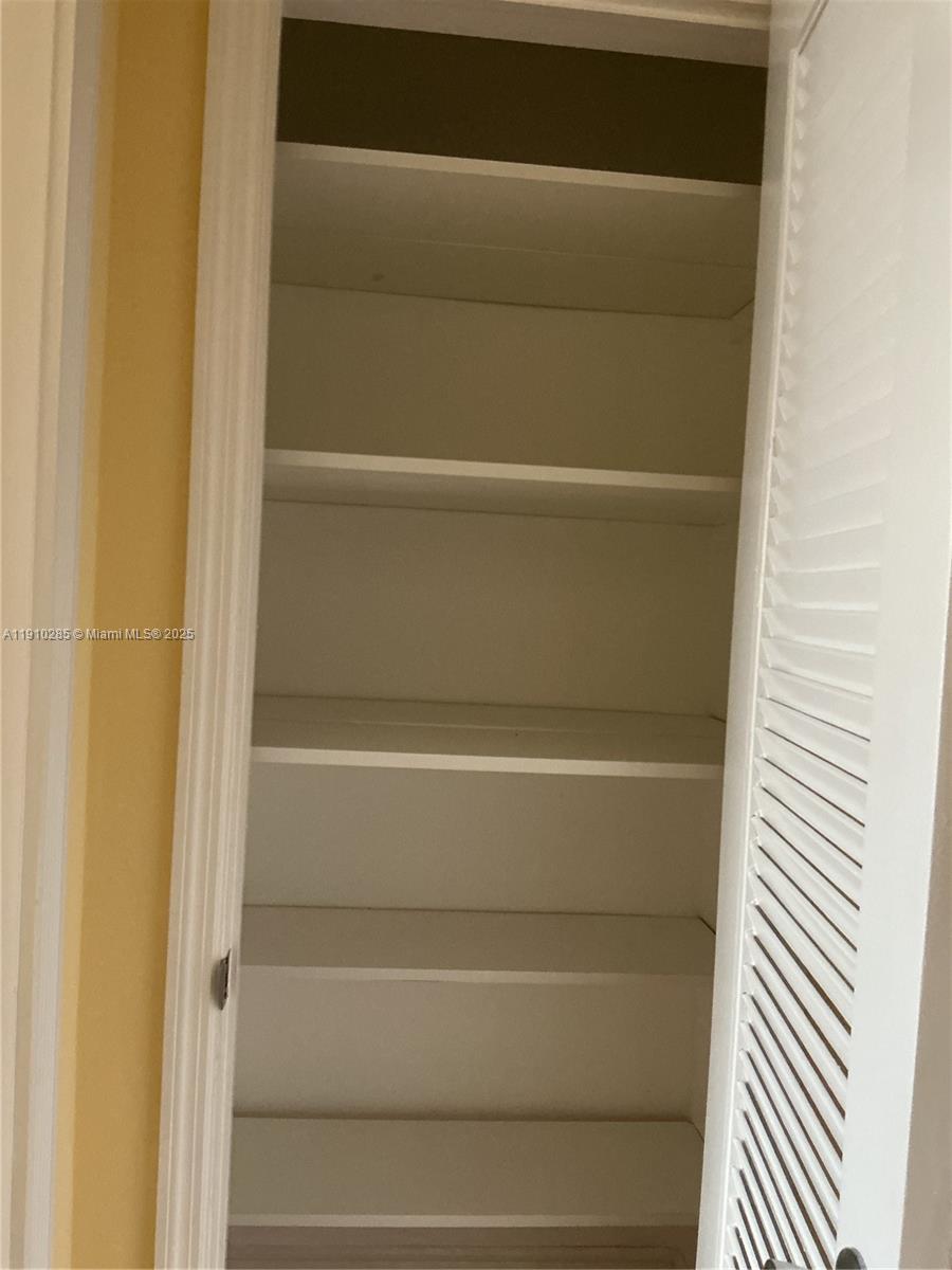 PLANTATION ESTATES SECTIO - Residential Lease