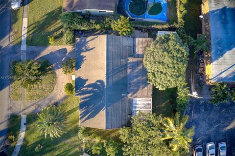 A home in Lauderdale Lakes