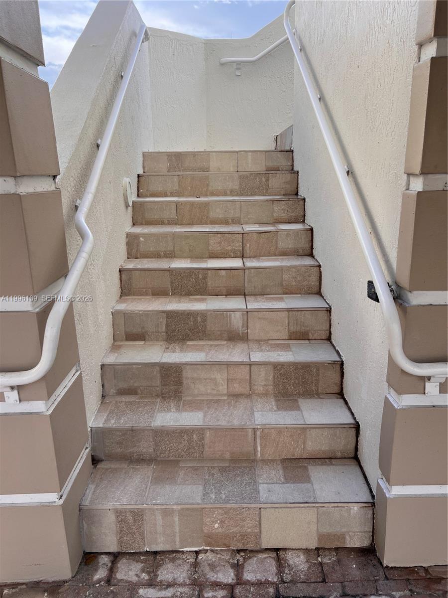 12940 SW 128th St 202