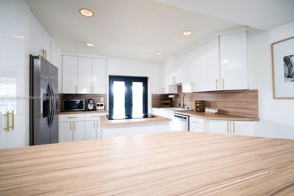 SOUTHWEST MANORS SEC 7PB - Residential