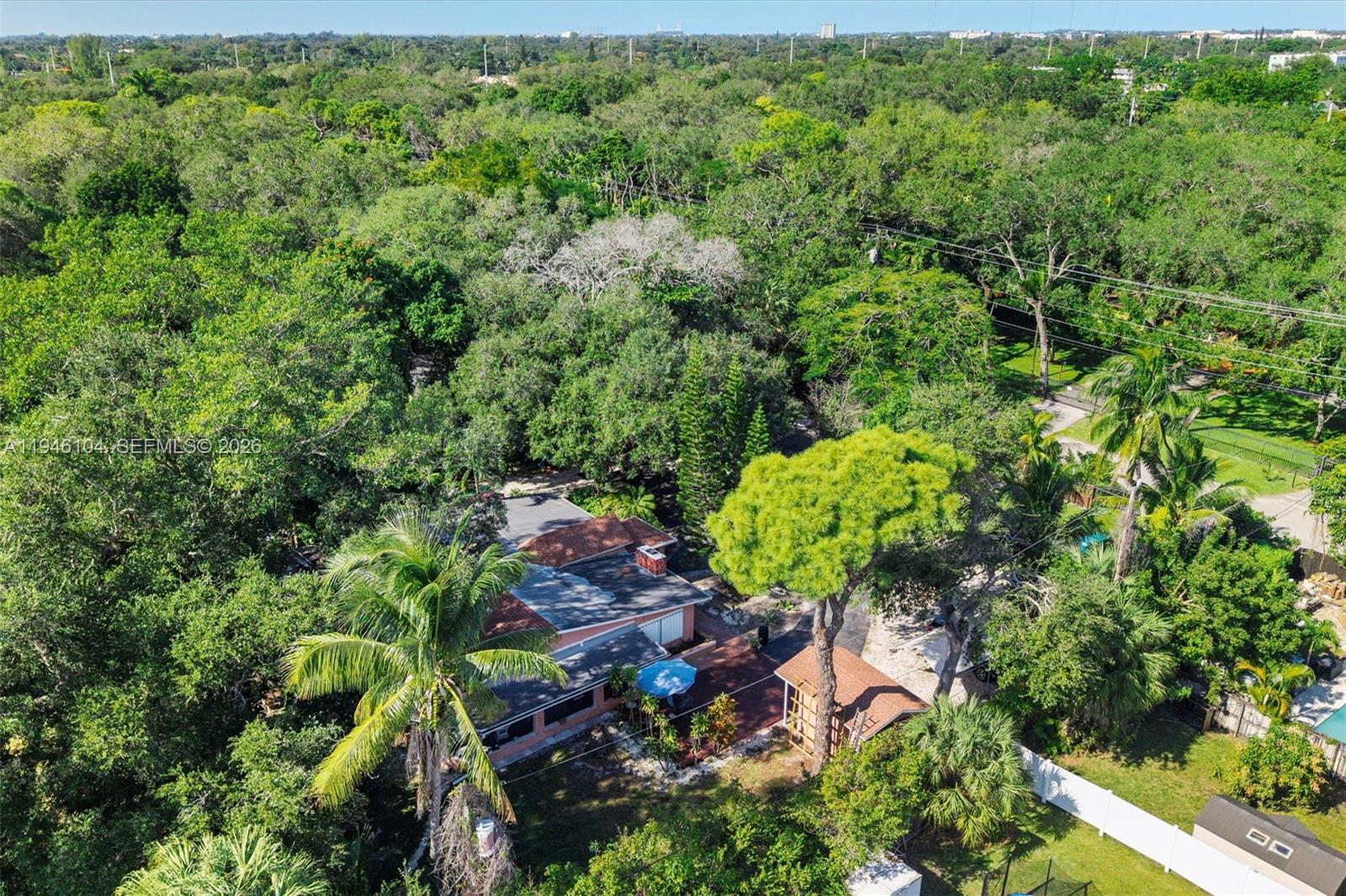 ARCH CREEKS ESTATES - Residential Income