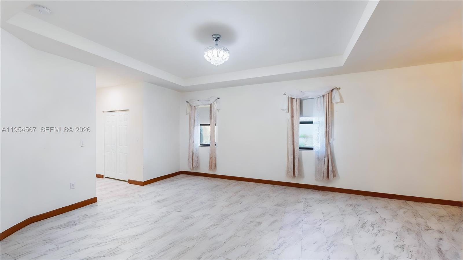 BAYWINDS OF DOMINICA AND - Residential