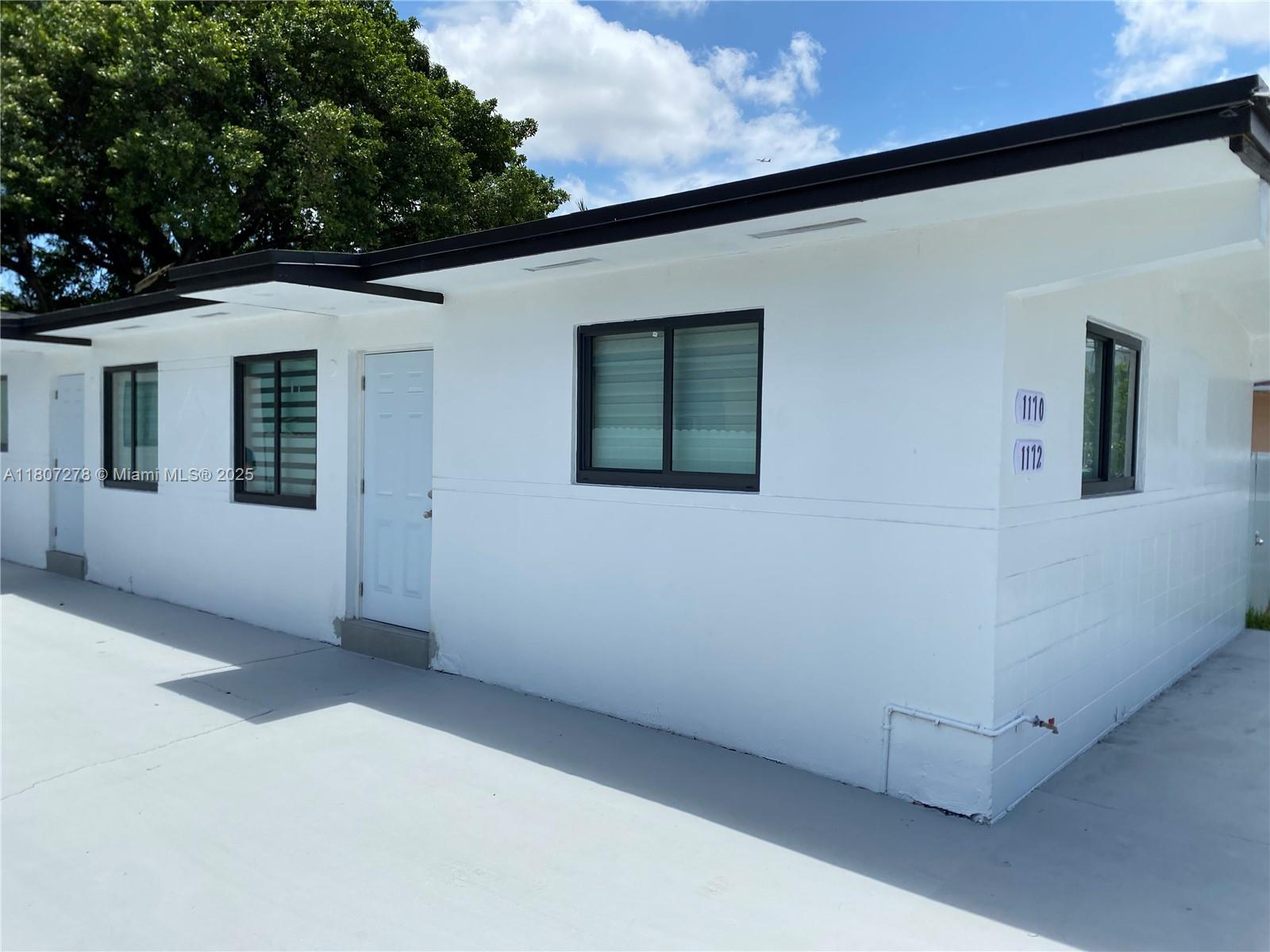 1170 Nw 25th St 1170, Miami, Broward County, Florida - 2 Bedrooms  
1 Bathrooms - 