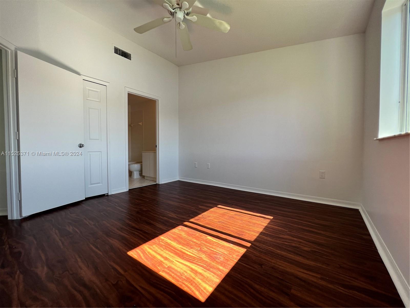 VENETIA GARDENS SOUTH - Residential