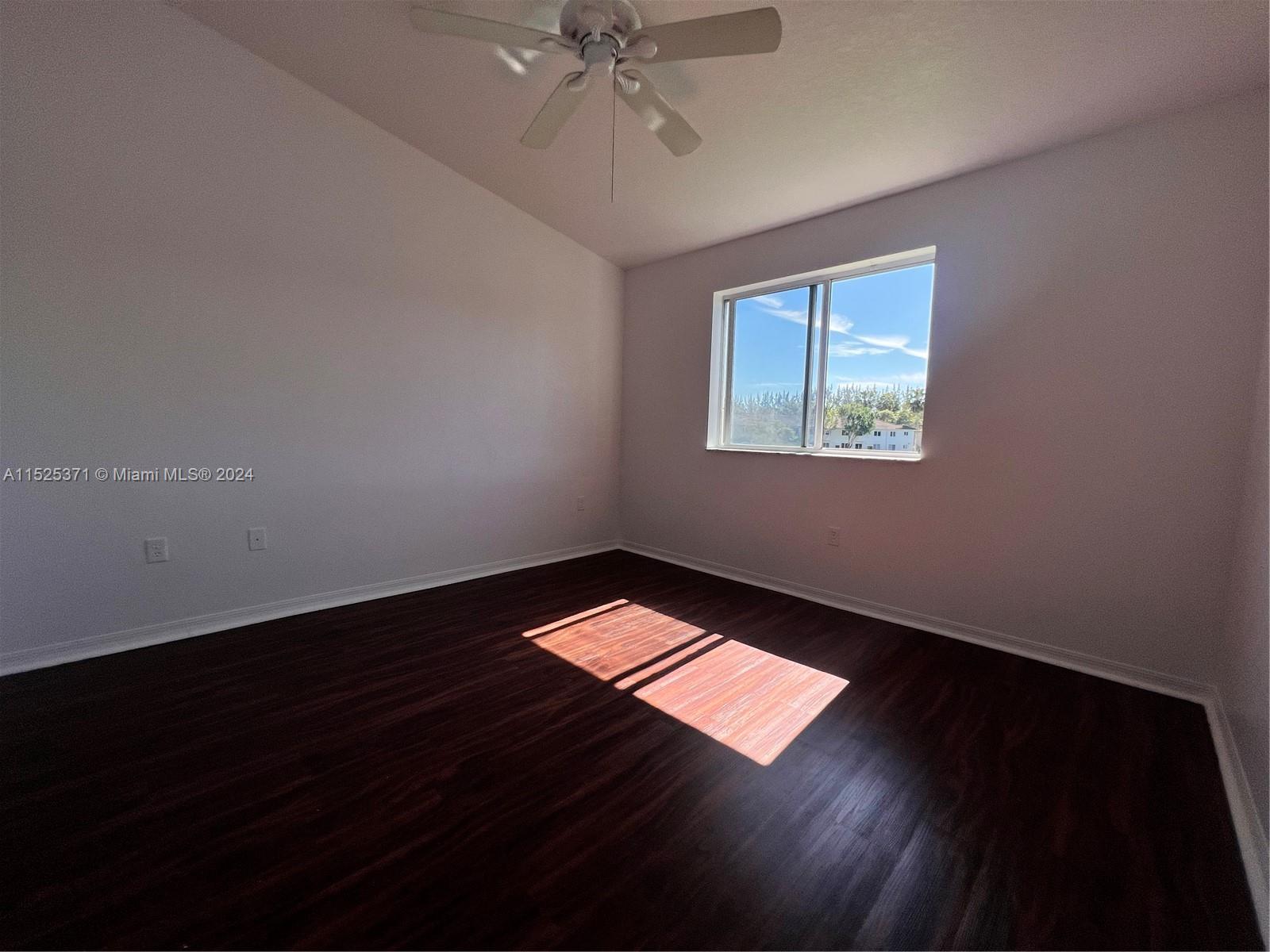 VENETIA GARDENS SOUTH - Residential