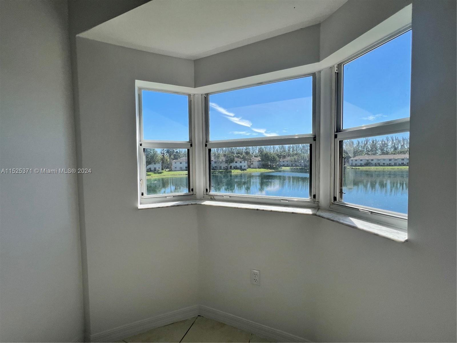 VENETIA GARDENS SOUTH - Residential