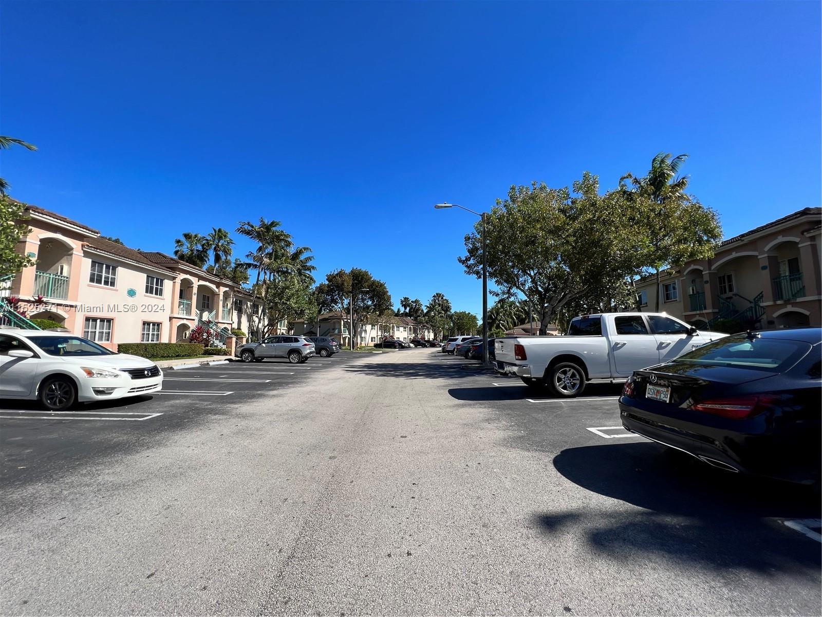 VENETIA GARDENS SOUTH - Residential