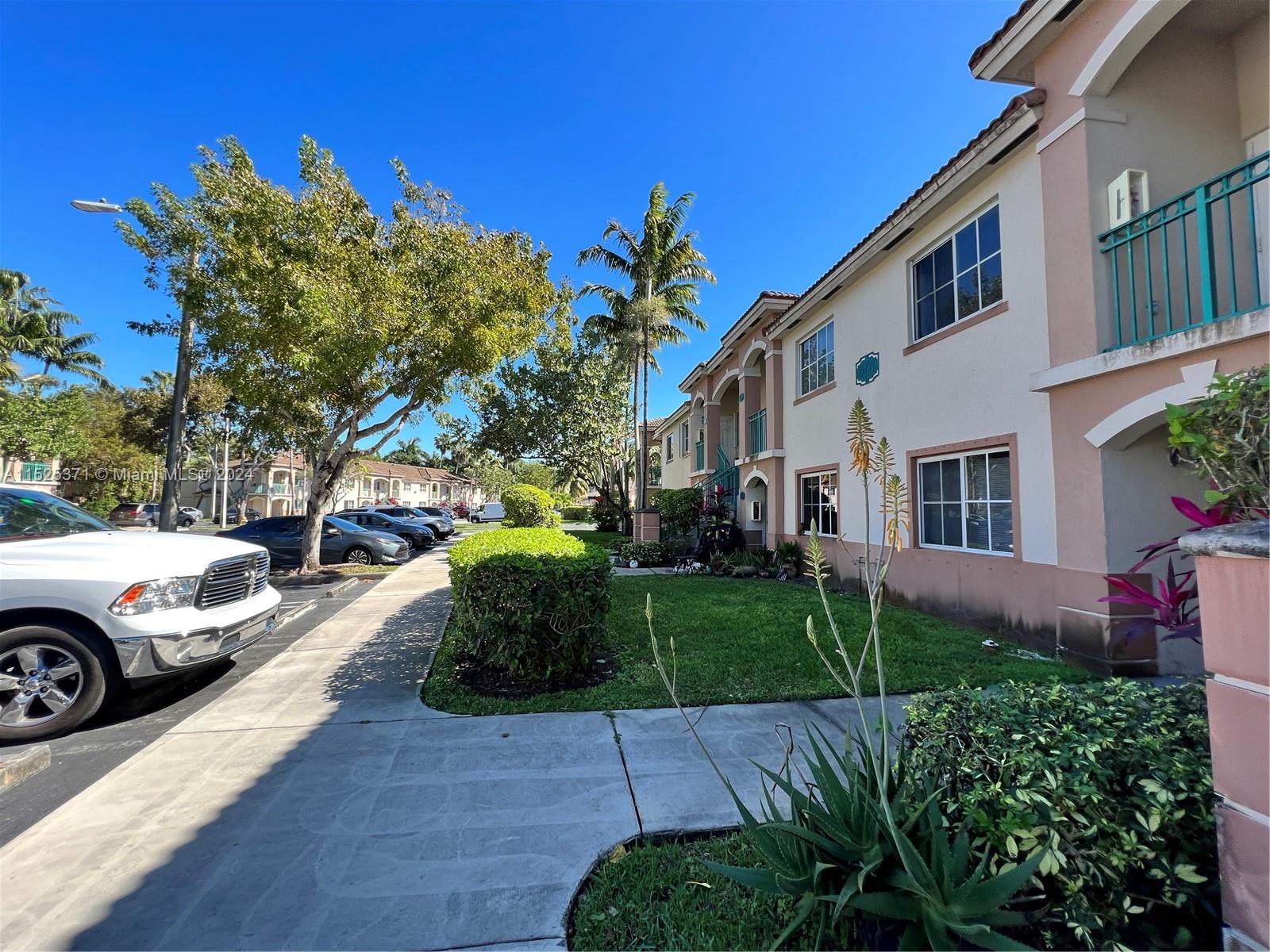 VENETIA GARDENS SOUTH - Residential