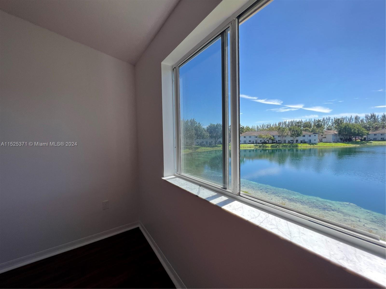 VENETIA GARDENS SOUTH - Residential