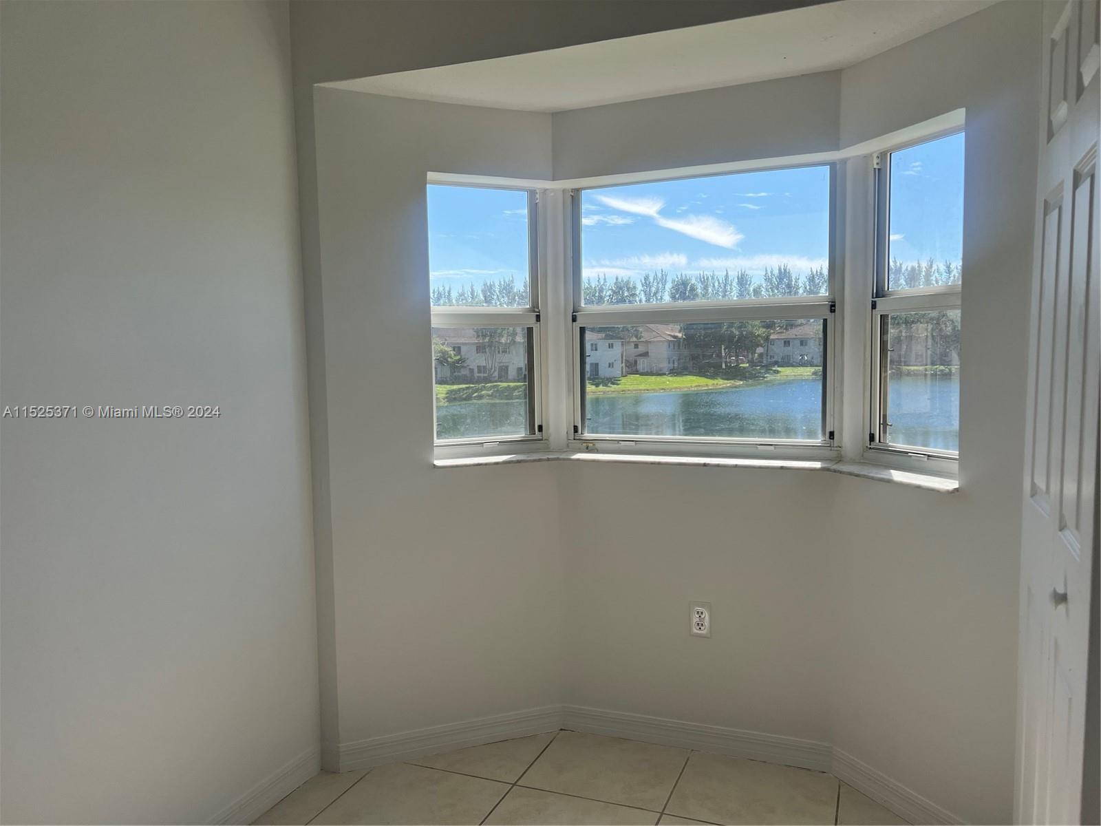 VENETIA GARDENS SOUTH - Residential