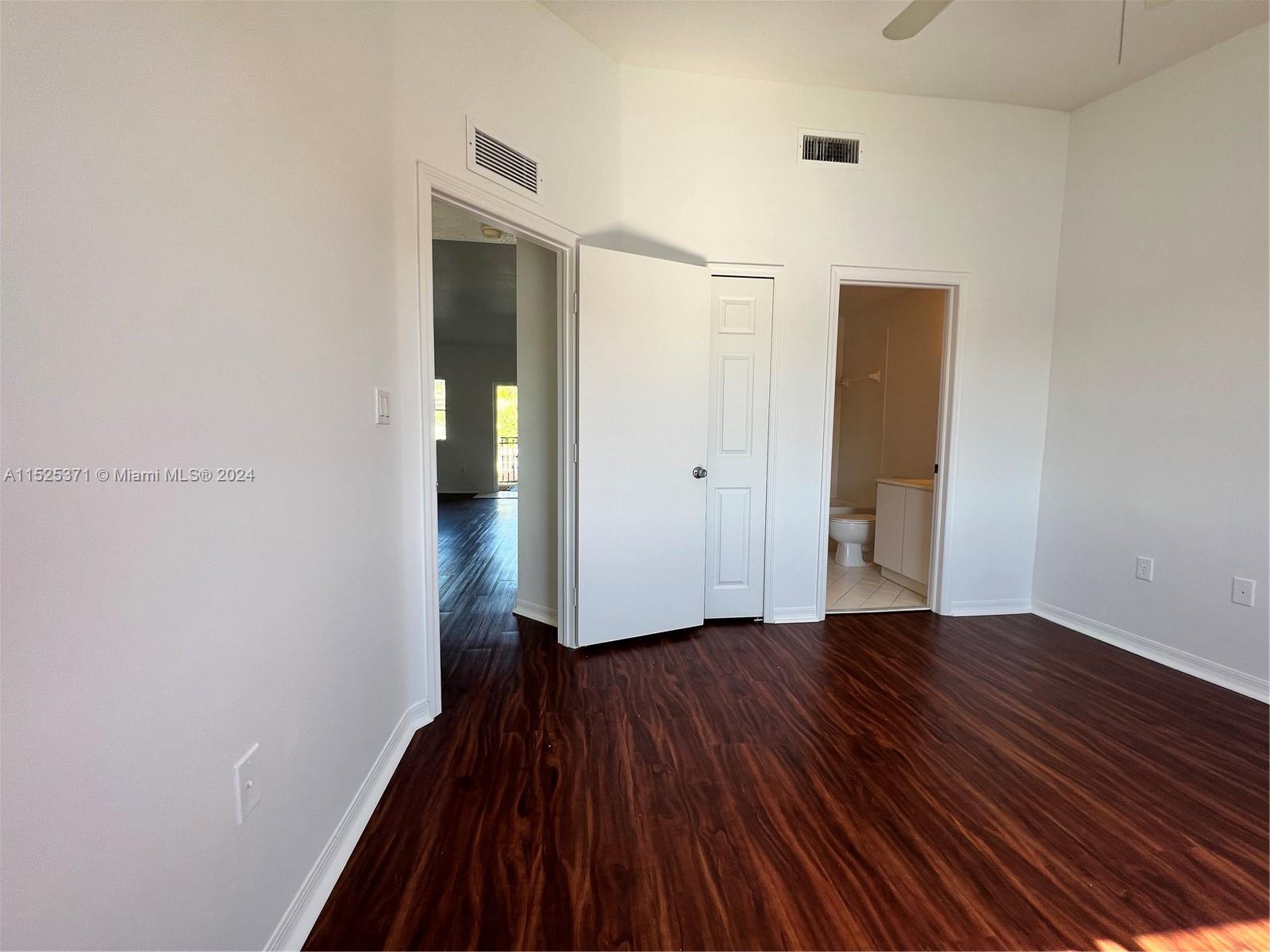 VENETIA GARDENS SOUTH - Residential