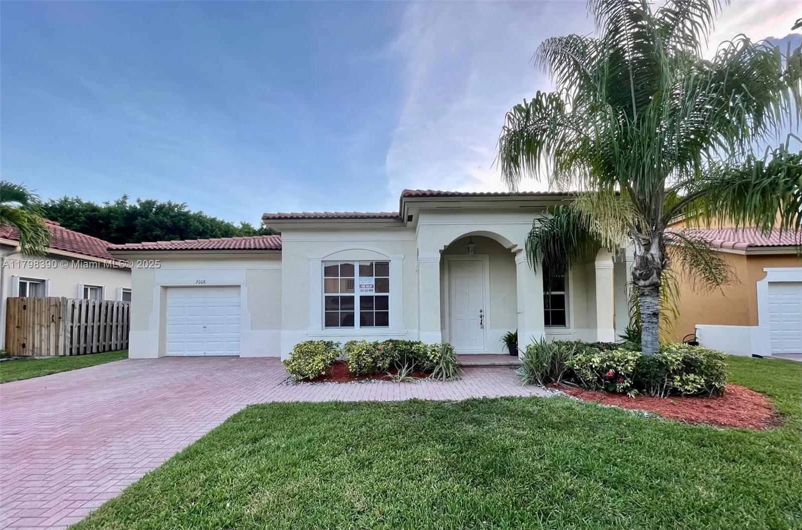 2008 Ne 38th Rd 2008, Homestead, Miami-Dade County, Florida - 3 Bedrooms  
2 Bathrooms - 