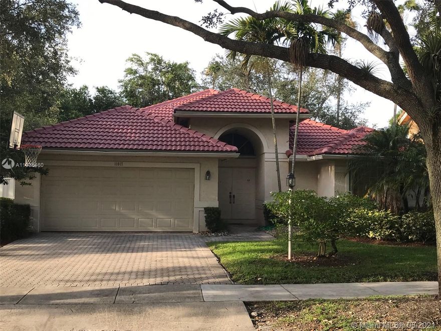 Beautiful well maintained home in Embassy Lakes with A+ Rated Schools. Located on a spacious corner lot and features 3BR/2BA * 2-Car Garage * NEW A/C * NEW Roof * White PVC Fence * Accordion Hurricane Shutters * Large Master Bedroom * Open Eat-in Kitchen with Breakfast Counter * Large Fenced Backyard with Mature Landscaping. Vaulted ceilings and large glass openings create a light filled, open living area. Gated community with Clubhouse, Olympic Sized Heated Pool, Fitness Center and Tennis Courts. Hurry!