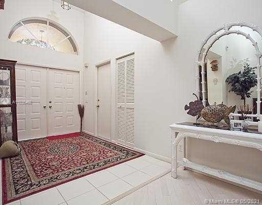 EMBASSY LAKES - Residential Lease