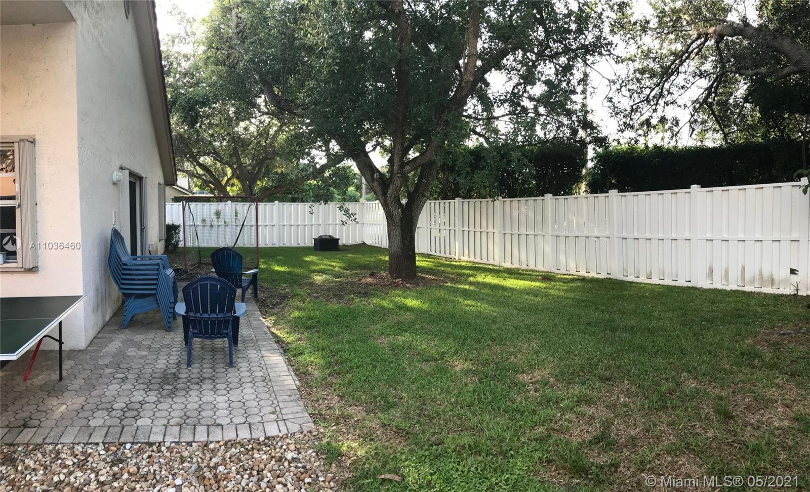 EMBASSY LAKES - Residential Lease