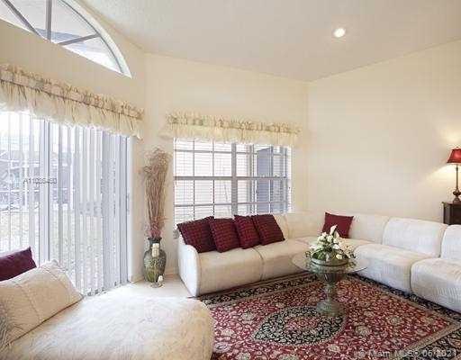 EMBASSY LAKES - Residential Lease