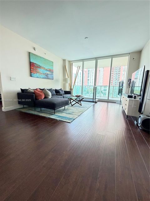 3340 NE 190th St 608 Aventura FL 33180