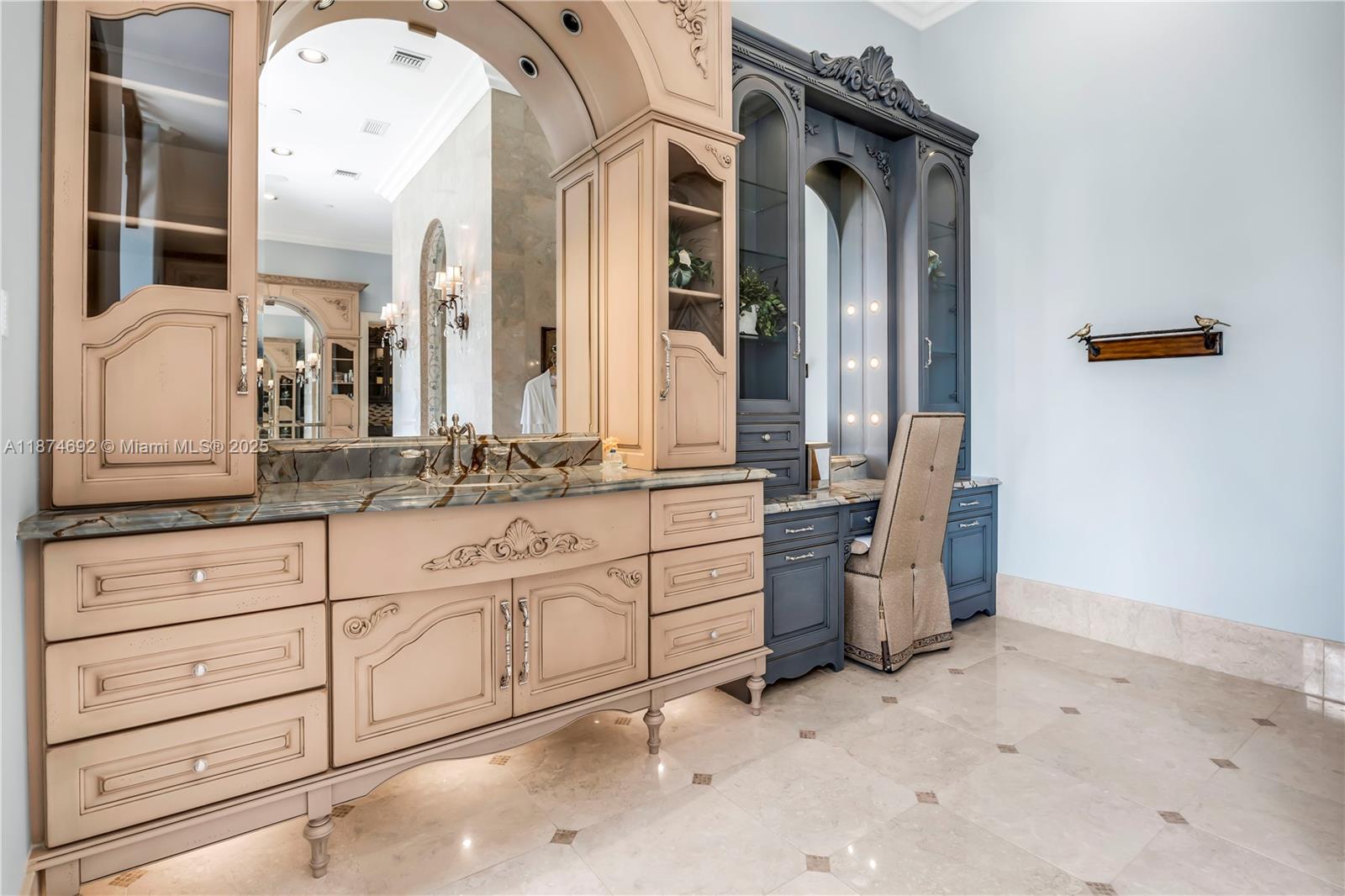 SANCTUARY - Residential