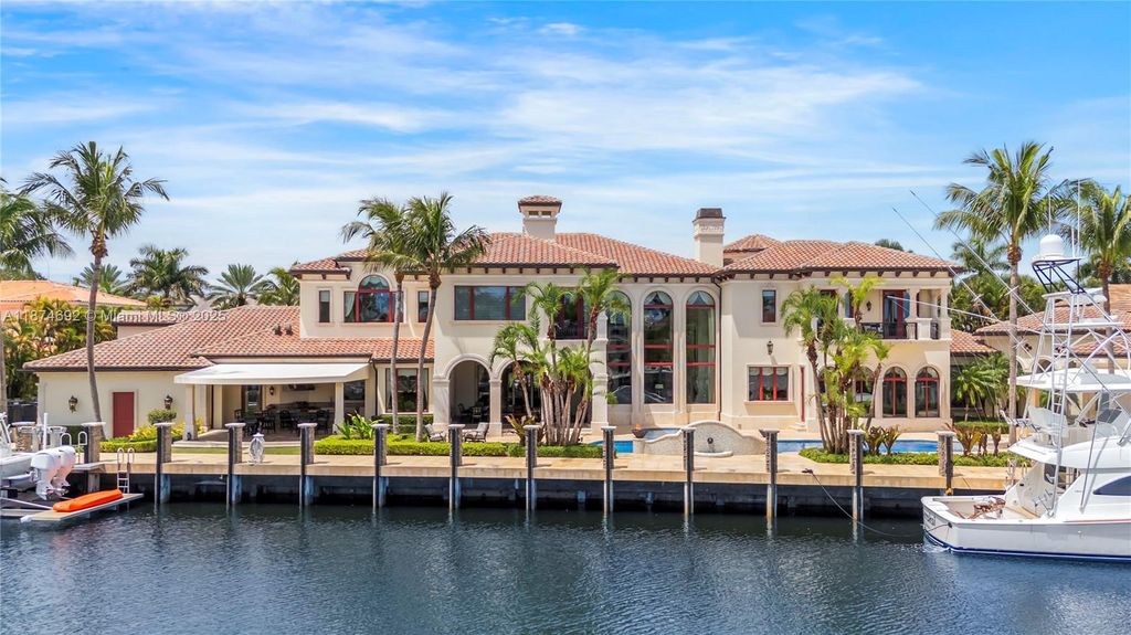 Photo of 700 Osprey Point Cir, Boca Raton, FL 33431 (MLS # A11874692)