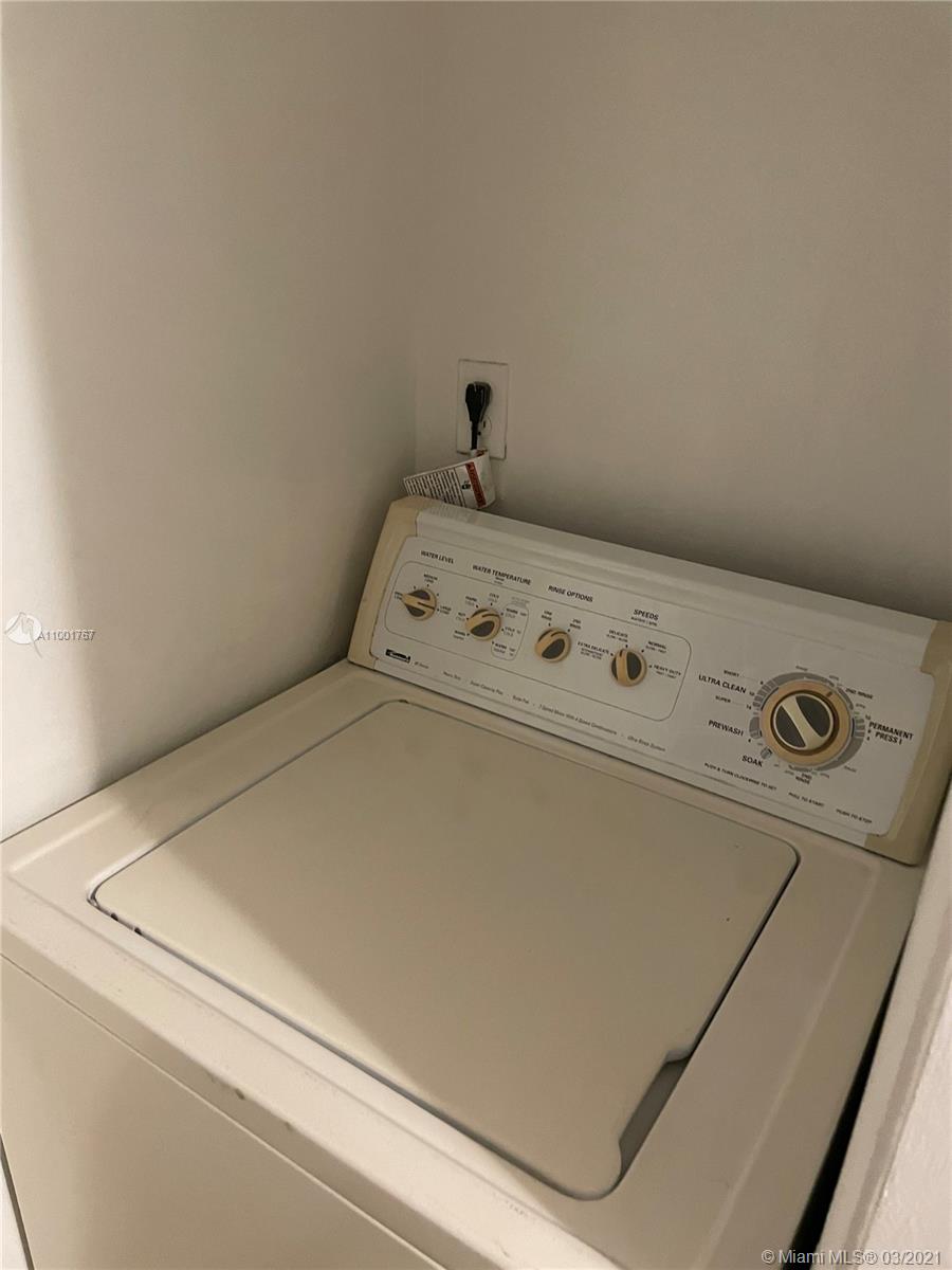 ANTIGUA AT CNTRY CLUBOF M - Residential Lease