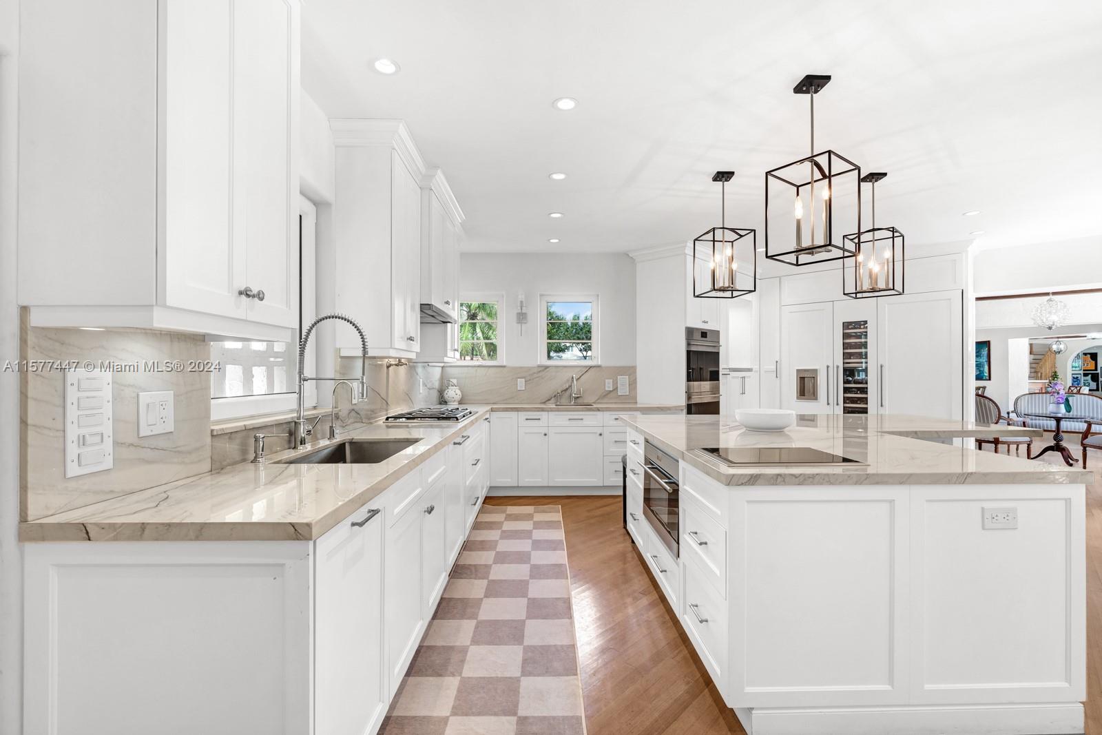 CORAL GABLE COUNTRY CLUB - Residential