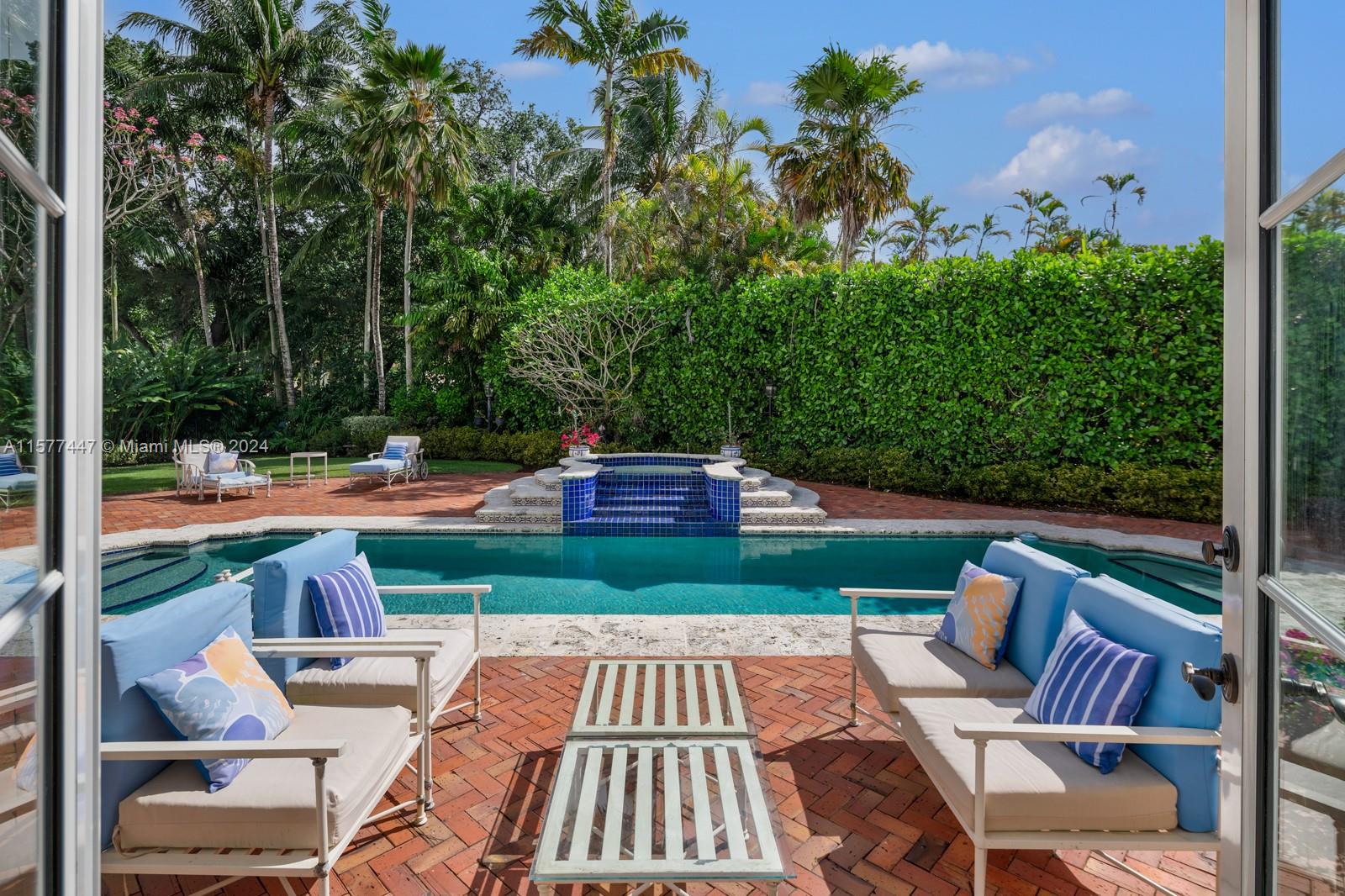 CORAL GABLE COUNTRY CLUB - Residential