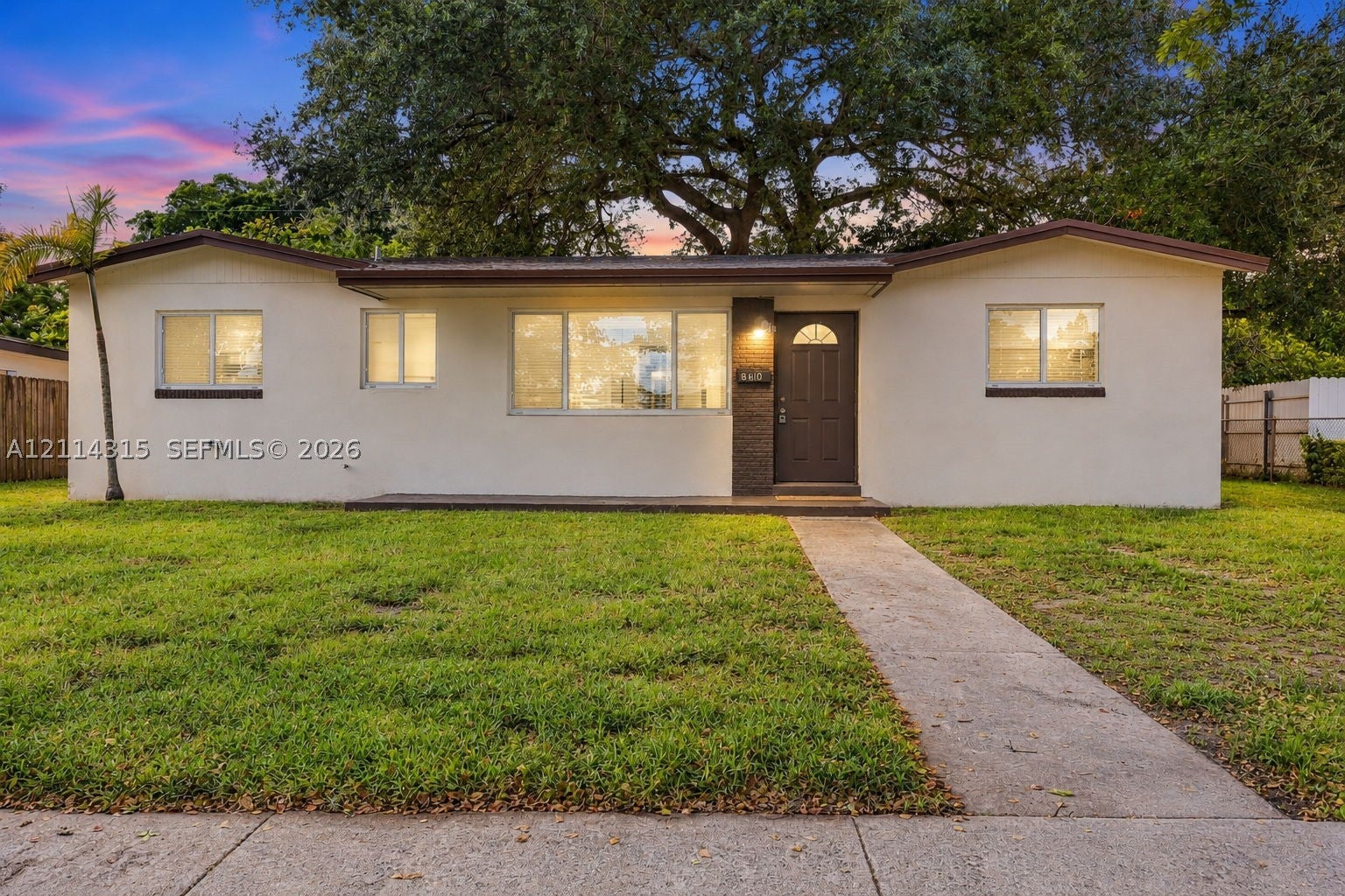 340 N 68th Ave