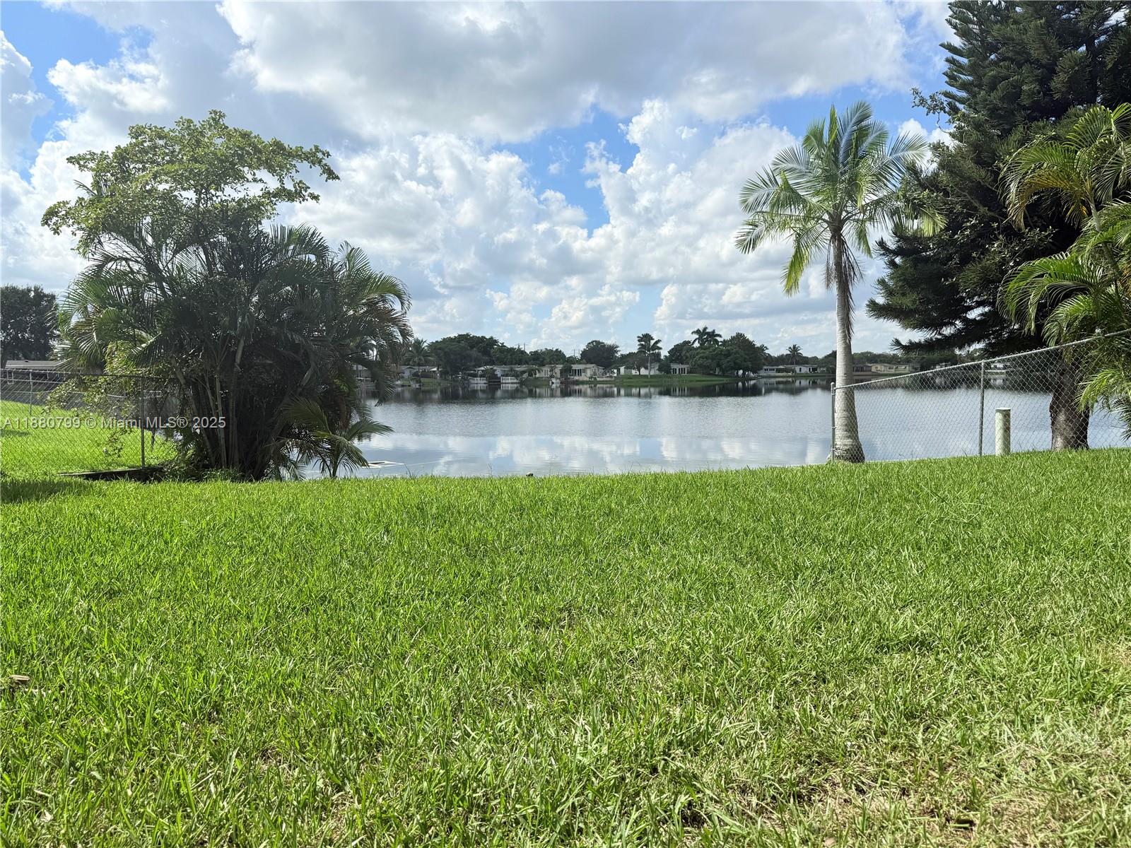 RAINBOW LAKES - Residential