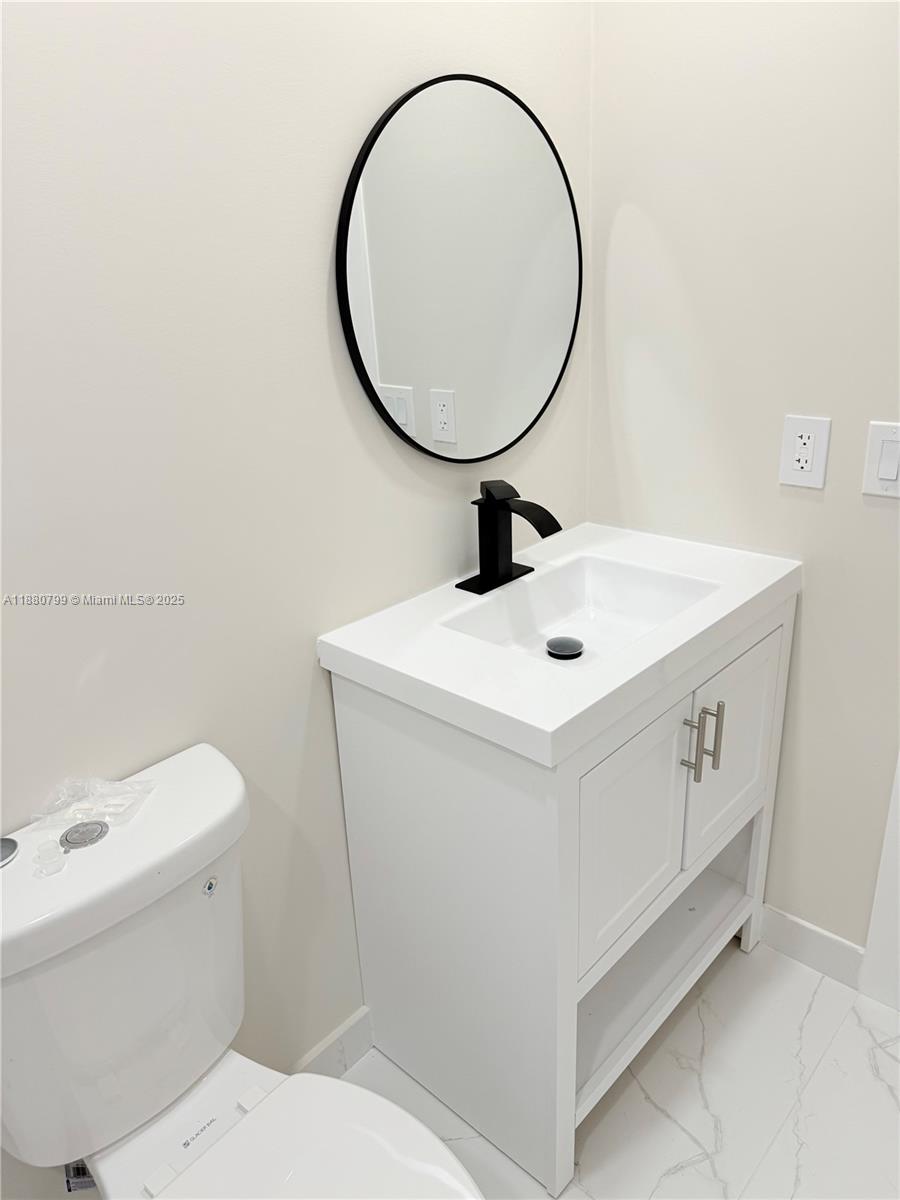 RAINBOW LAKES - Residential