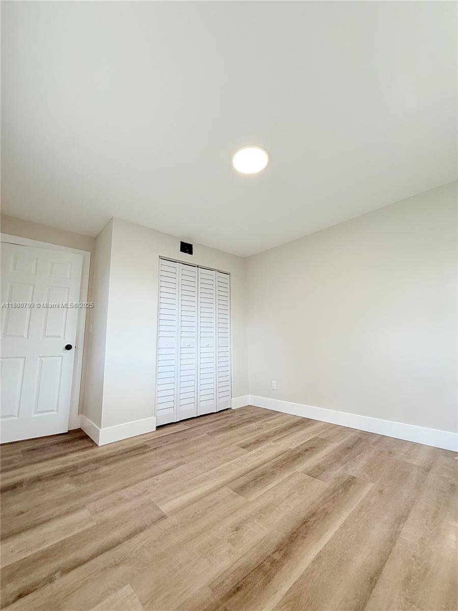 RAINBOW LAKES - Residential