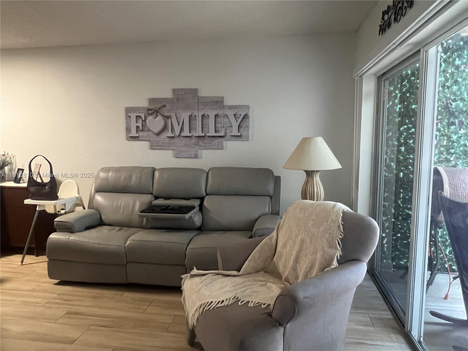 15711 Sw 137th Ave 101, Miami, Broward County, Florida - 3 Bedrooms  
2 Bathrooms - 