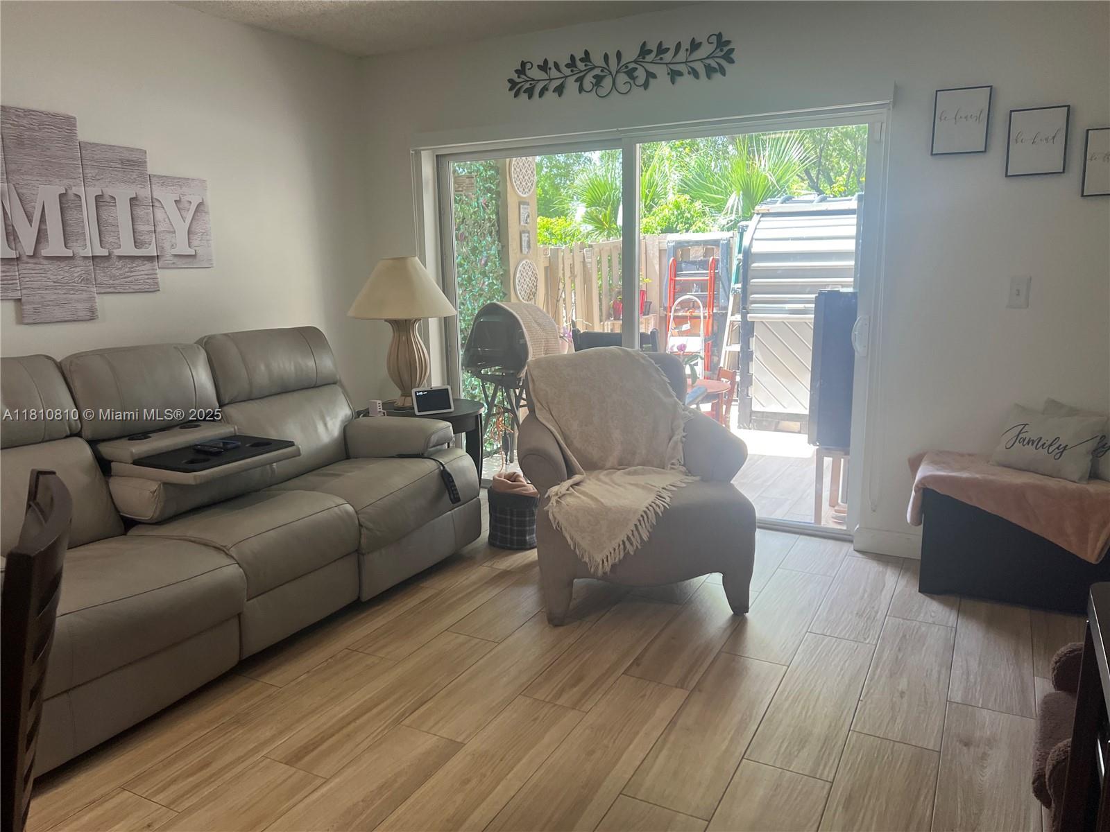 15711 SW 137th Ave 101
