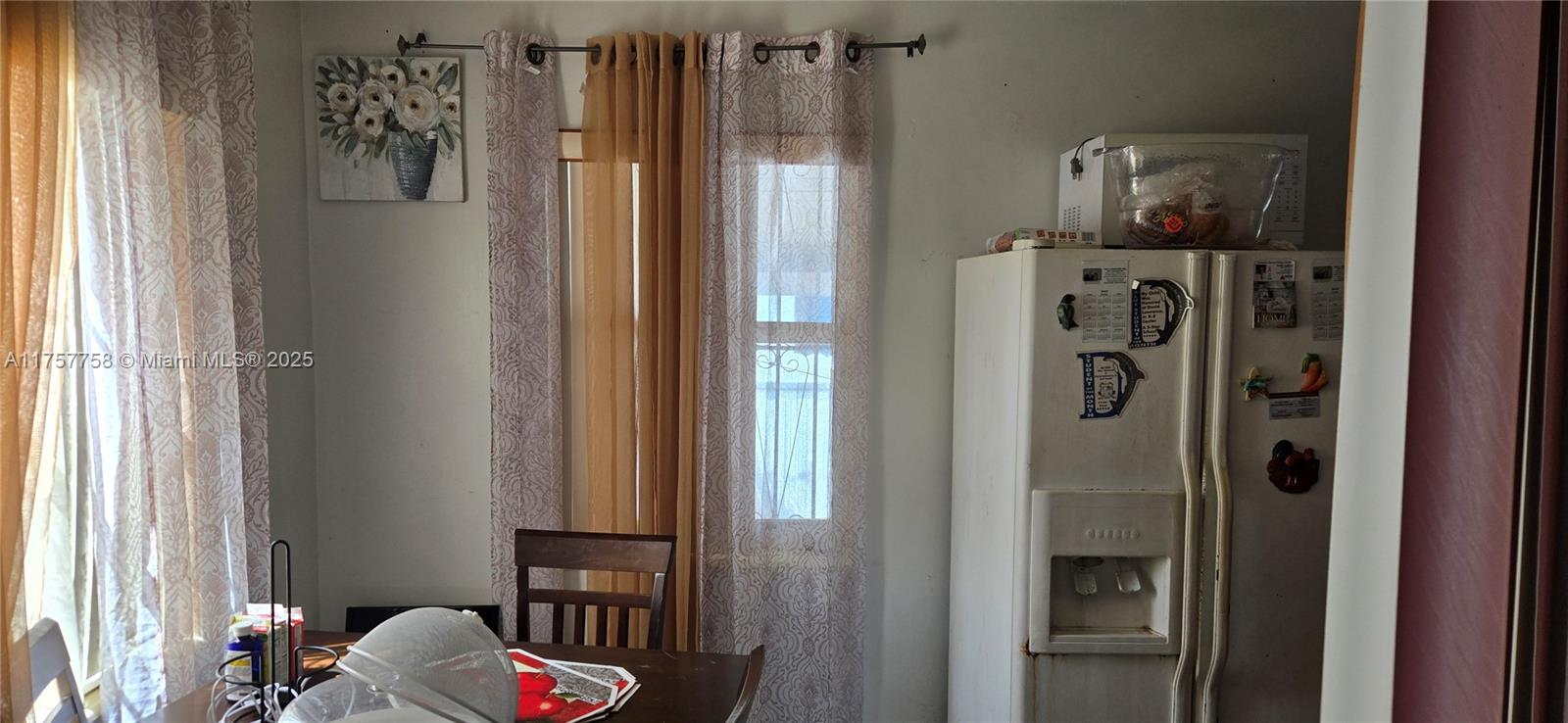 CASTILIAN COURT - Residential