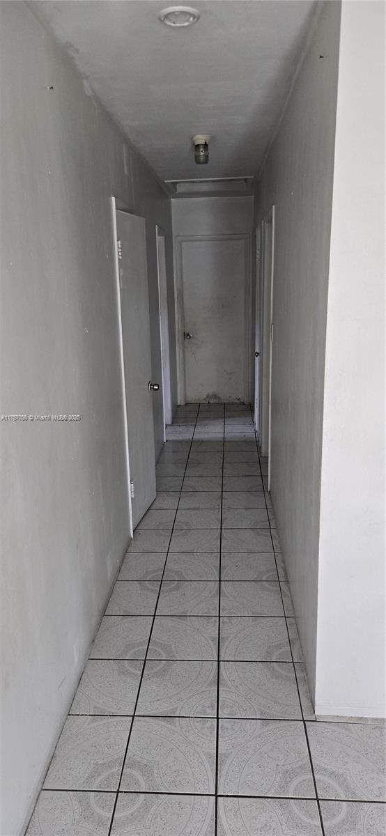 CASTILIAN COURT - Residential