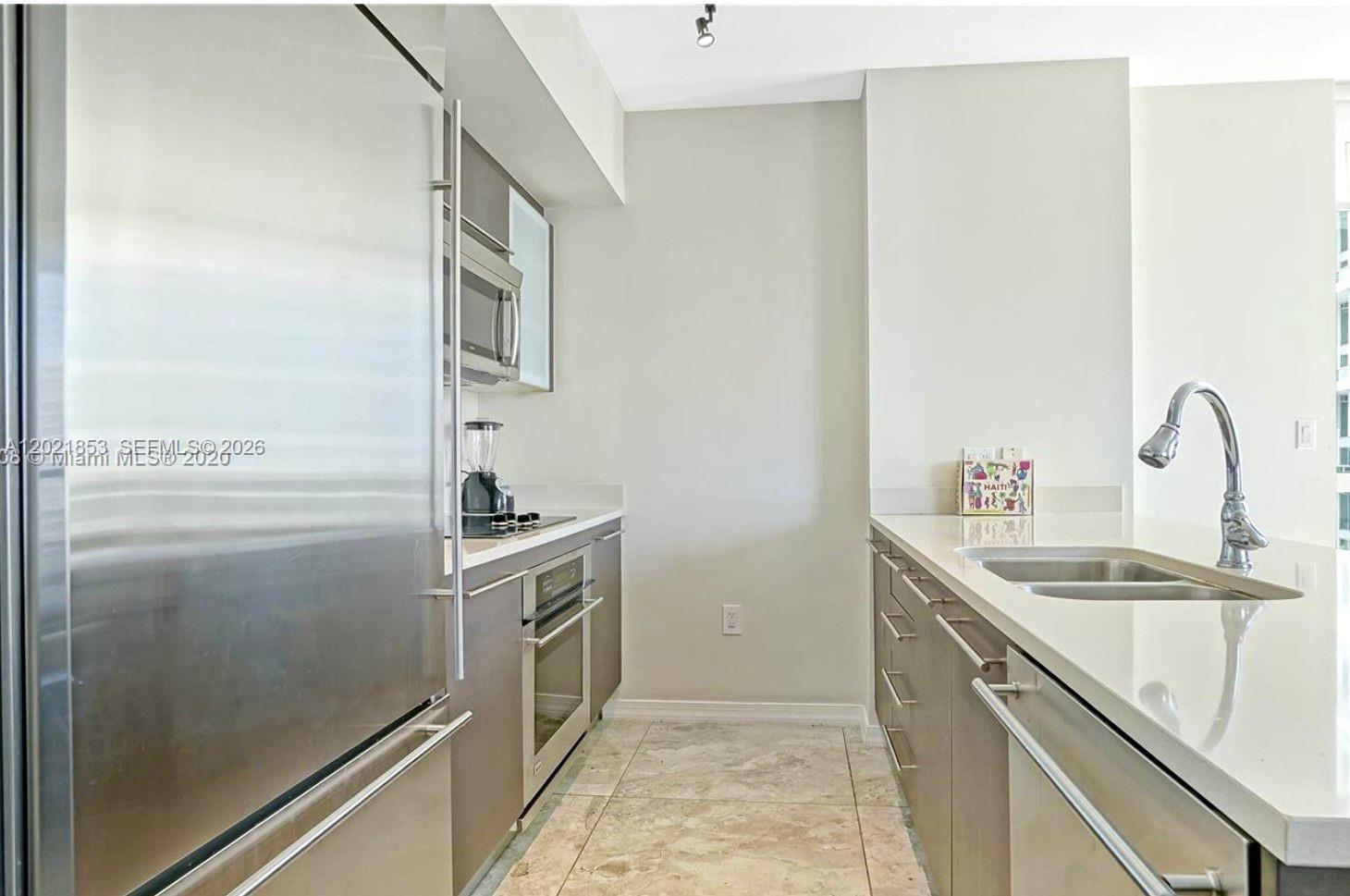 55 SE 6th St 3001