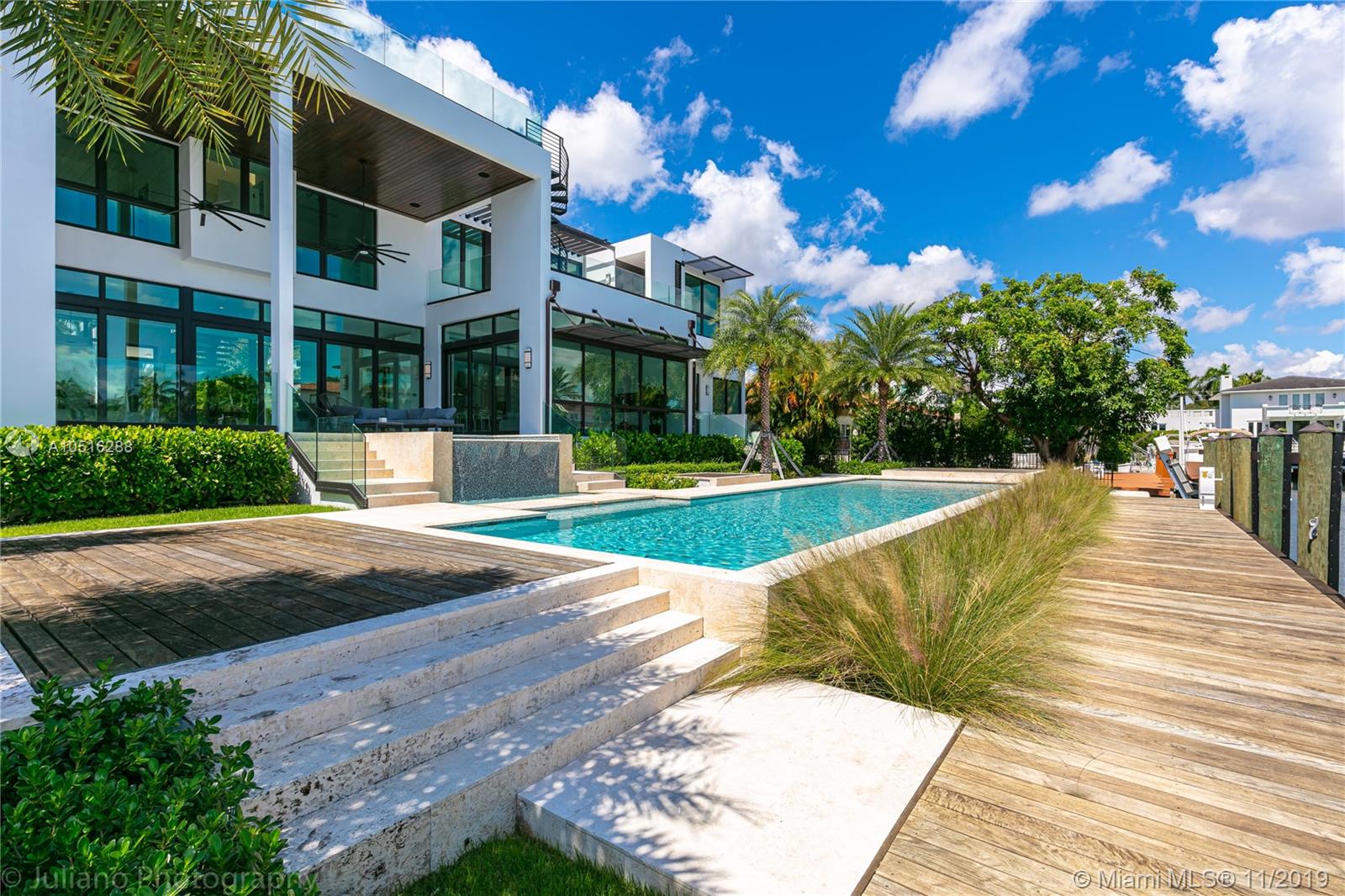 Sunrise Harbour - Residential