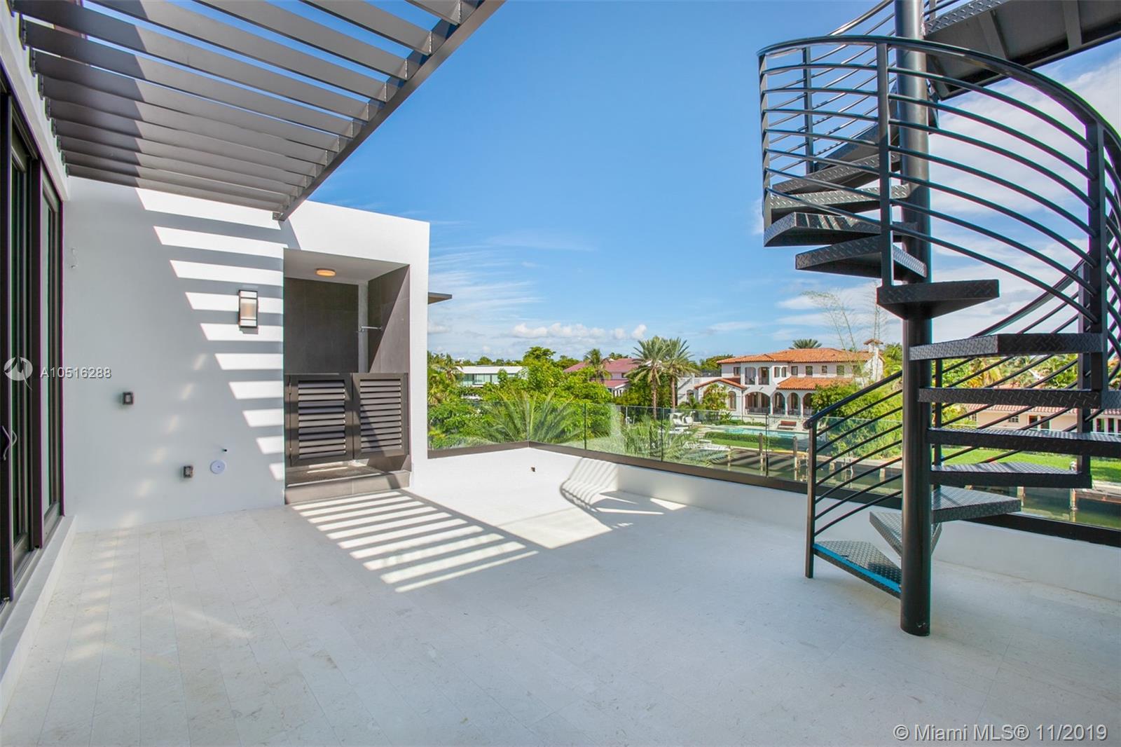 Sunrise Harbour - Residential