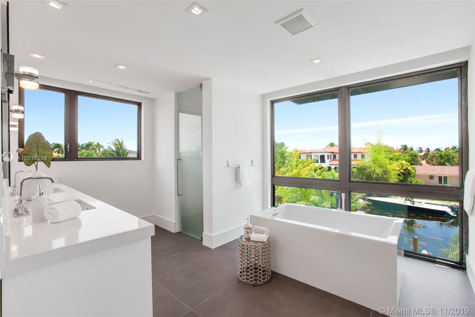 Sunrise Harbour - Residential