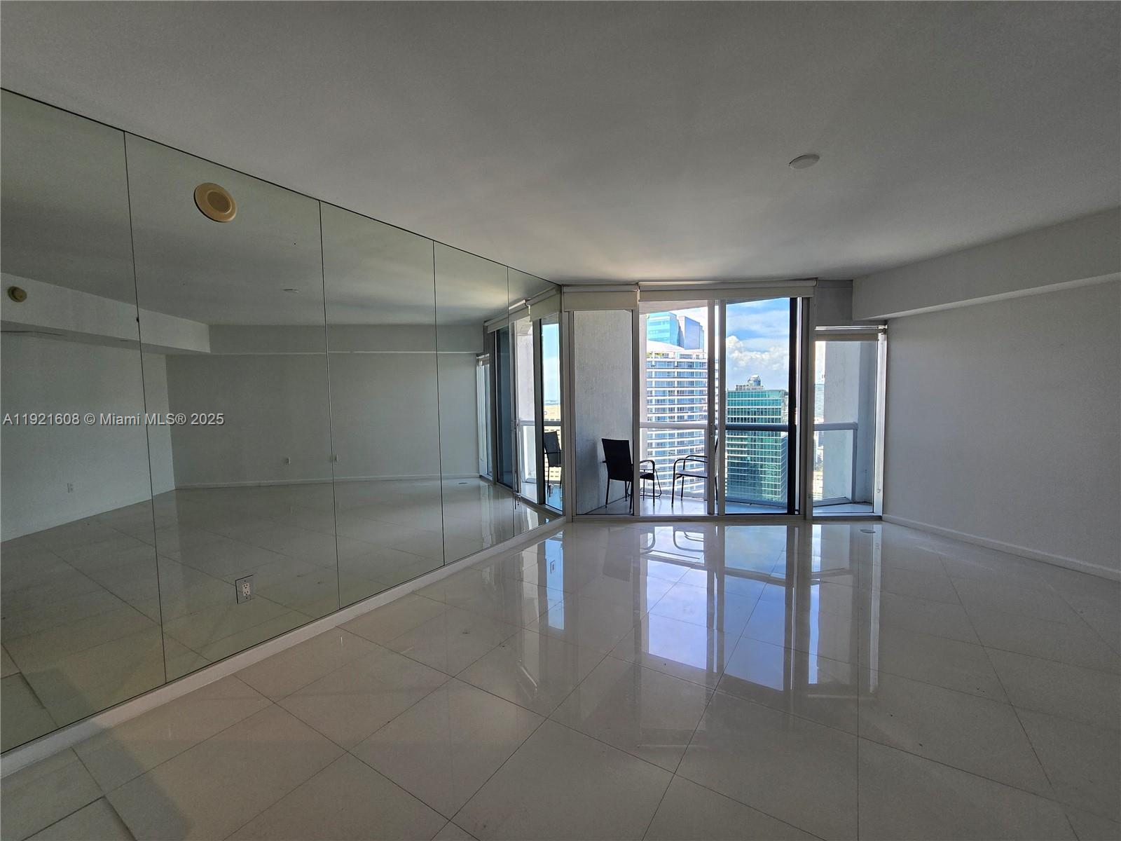475 Brickell Ave 4908