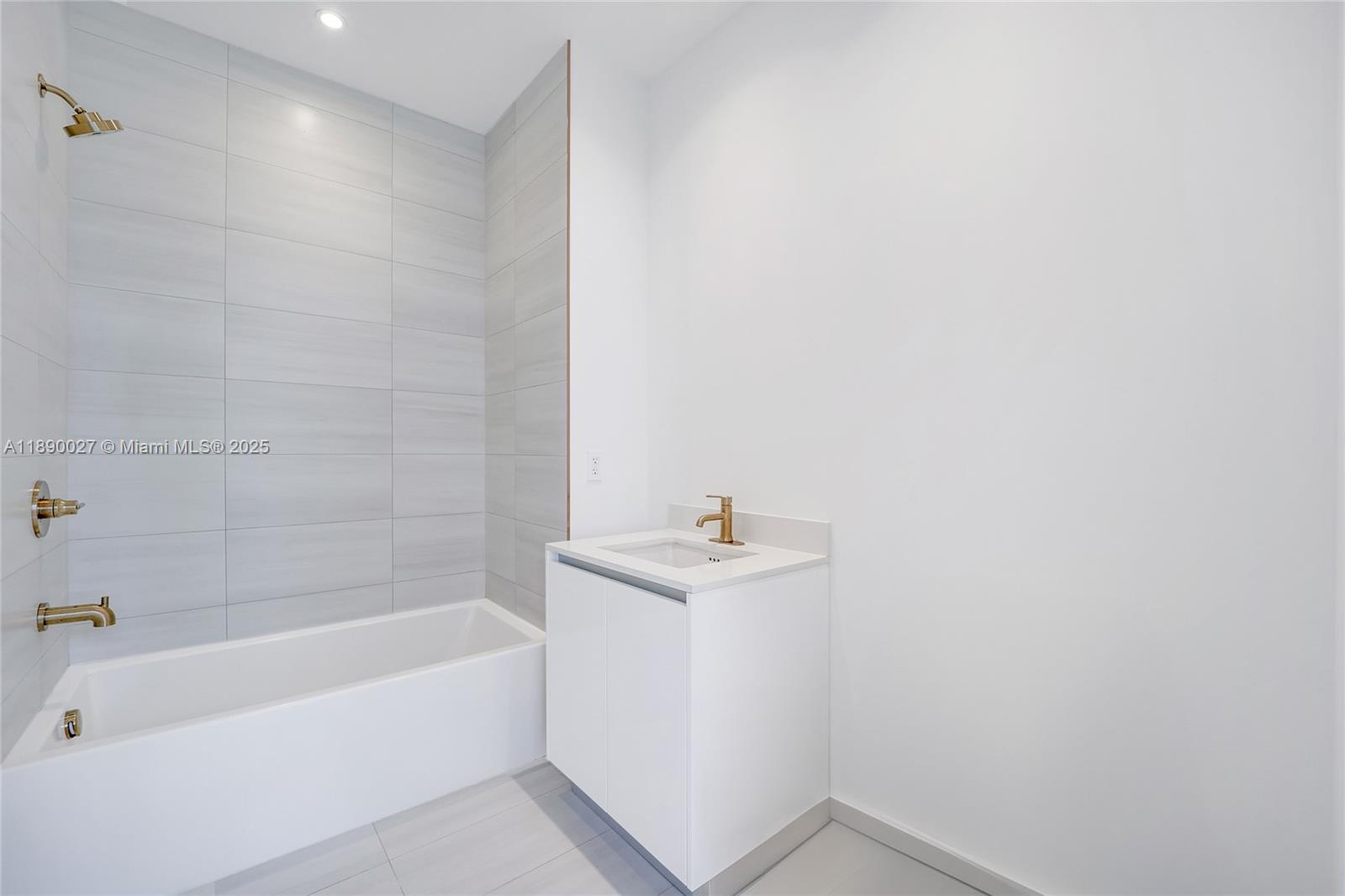 0 - Residential Lease