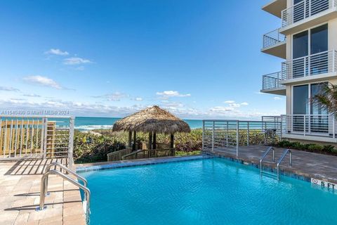 A home in Hutchinson Island