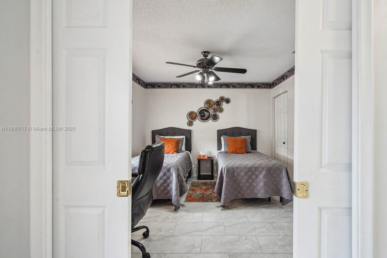 PINES OF DELRAY NORTH CON - Residential
