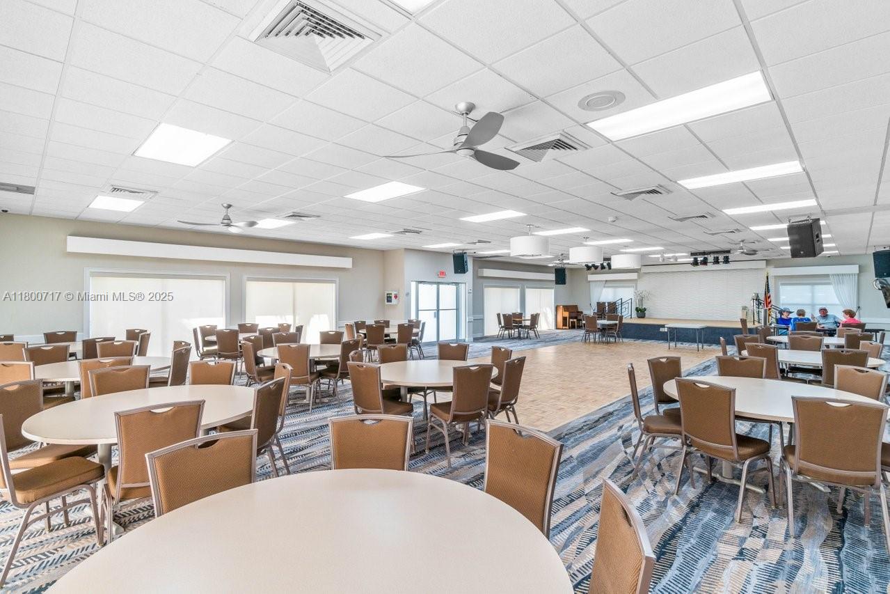 PINES OF DELRAY NORTH CON - Residential
