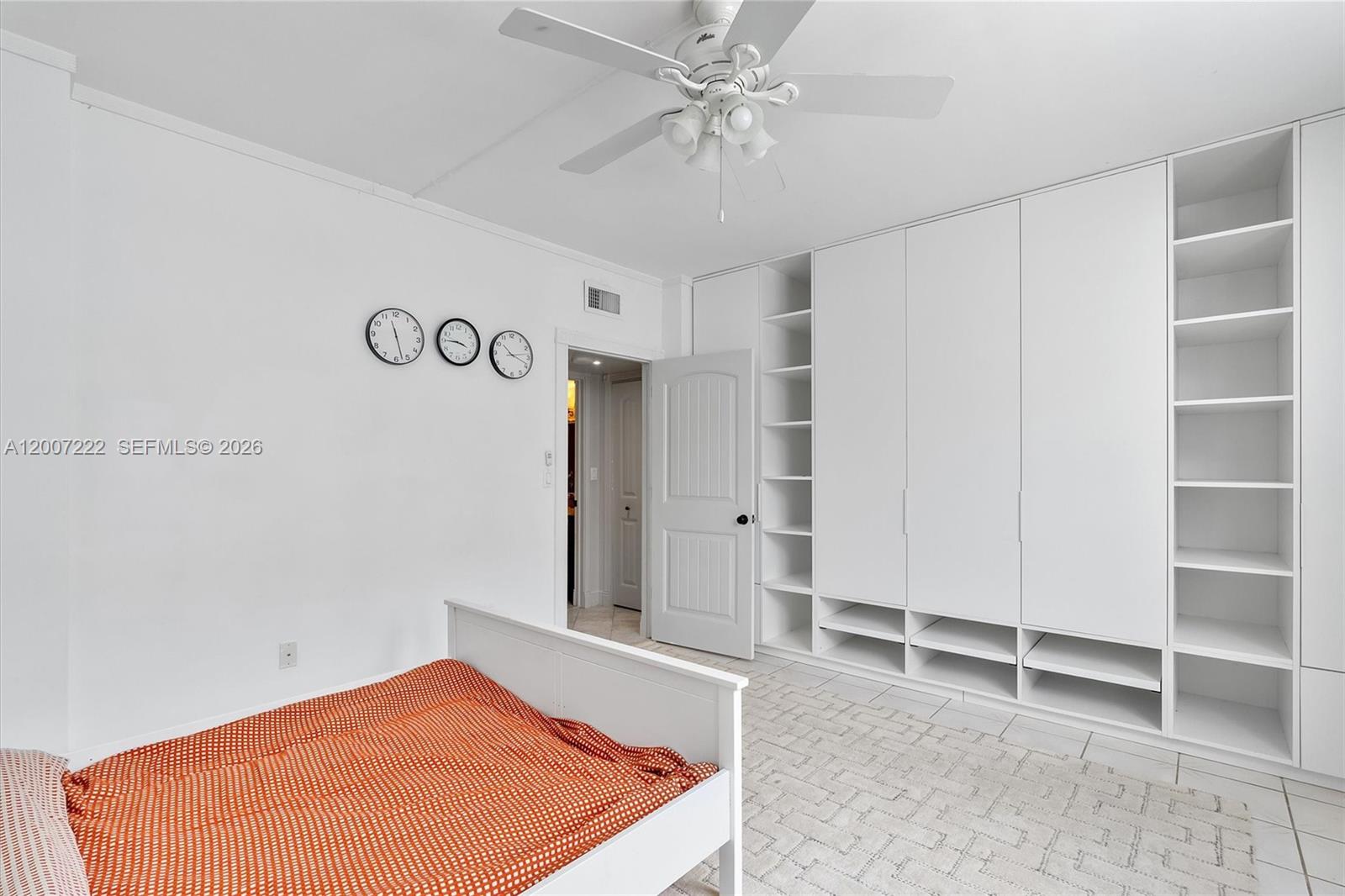 WELLINGTON TOWERS CONDO - Residential